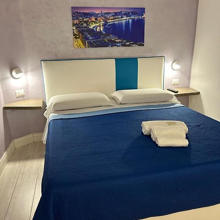 나폴리 Chiaia Roof B&B 외부 사진