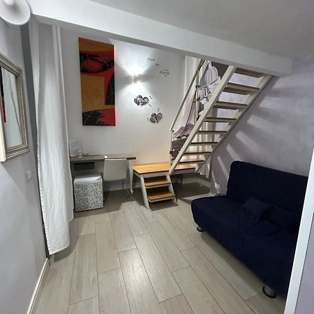 나폴리 Chiaia Roof B&B 외부 사진