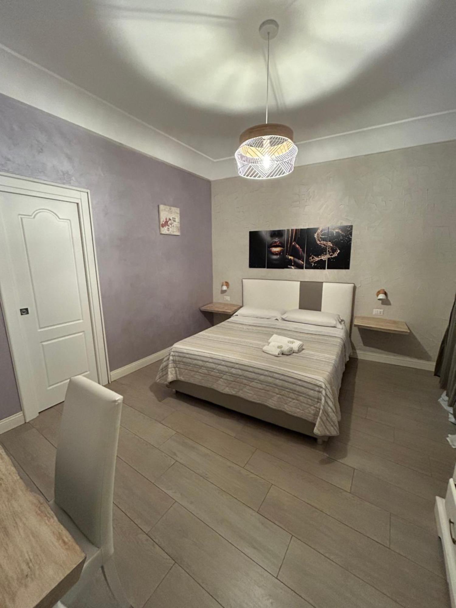 나폴리 Chiaia Roof B&B 객실 사진