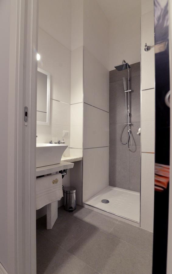 나폴리 Chiaia Roof B&B 외부 사진